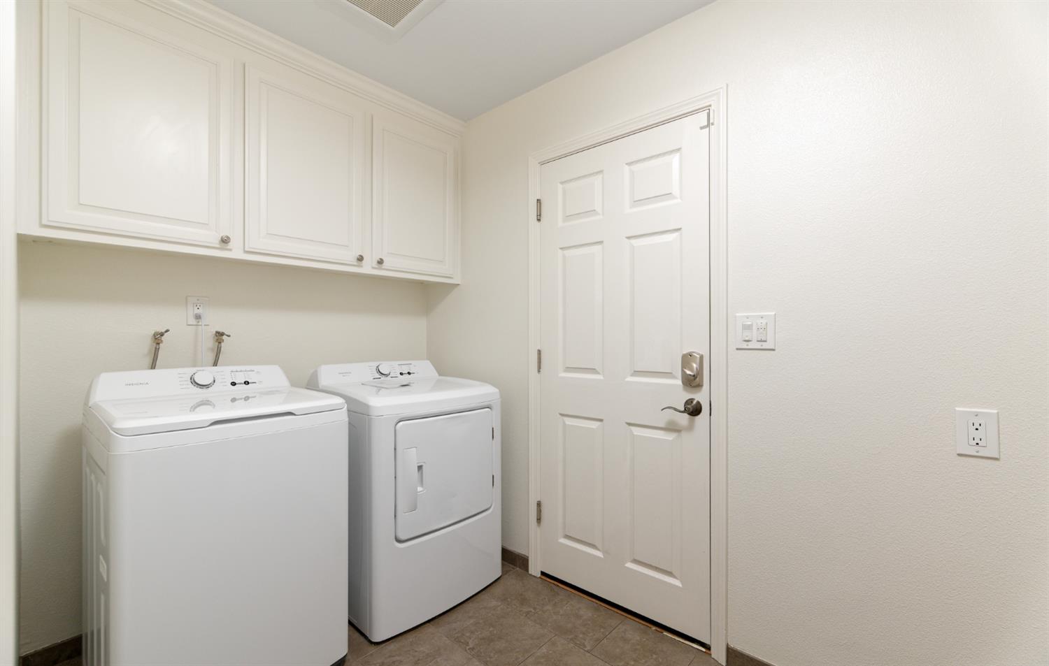 8 Mirango Court Clayton, CA 94517 - Photo 29 of 35