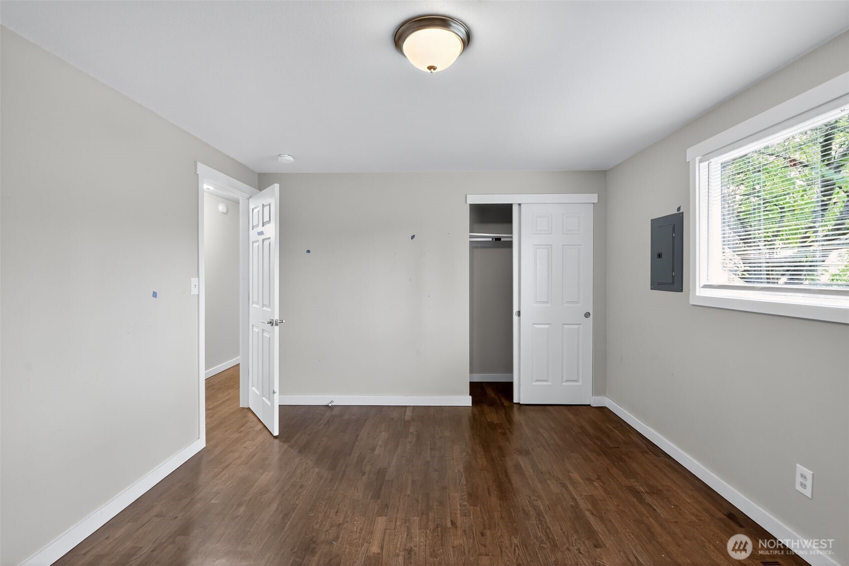 30548 5th Avenue Southwest Federal Way, WA 98023 - Photo 14 of 33