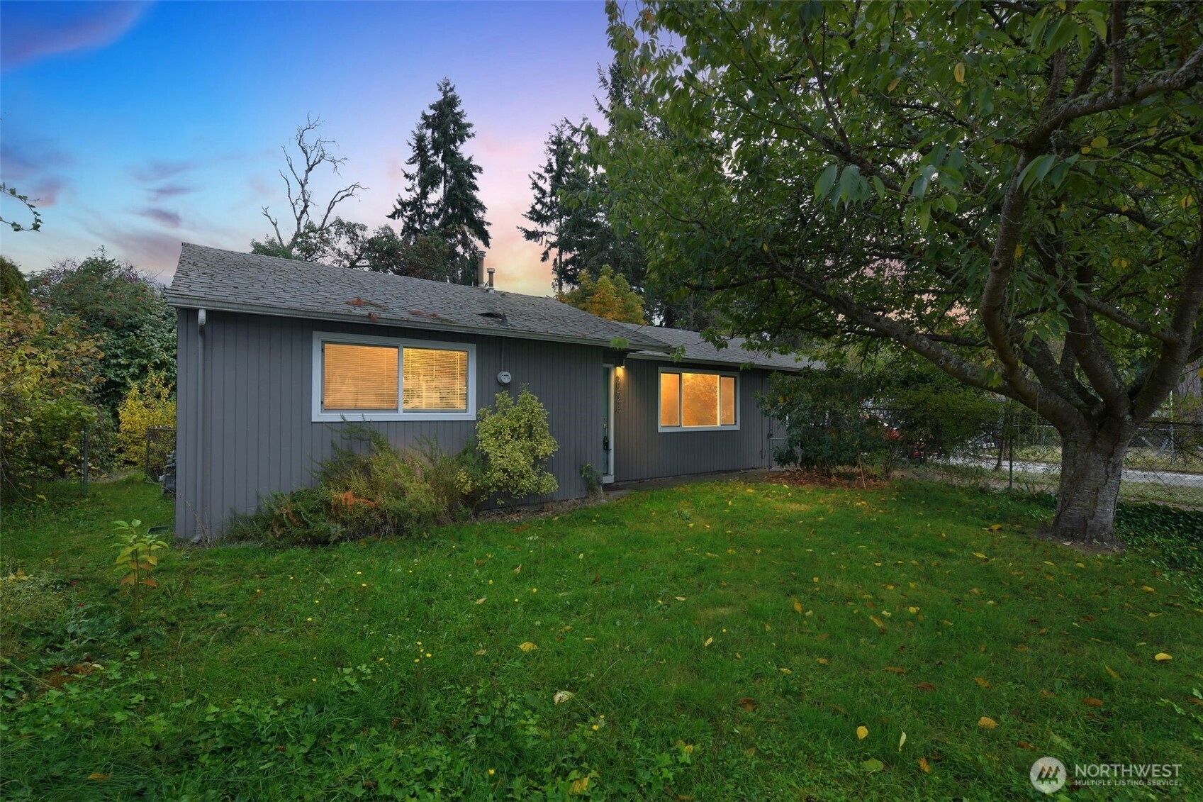 30548 5th Avenue Southwest Federal Way, WA 98023 - Photo 31 of 33