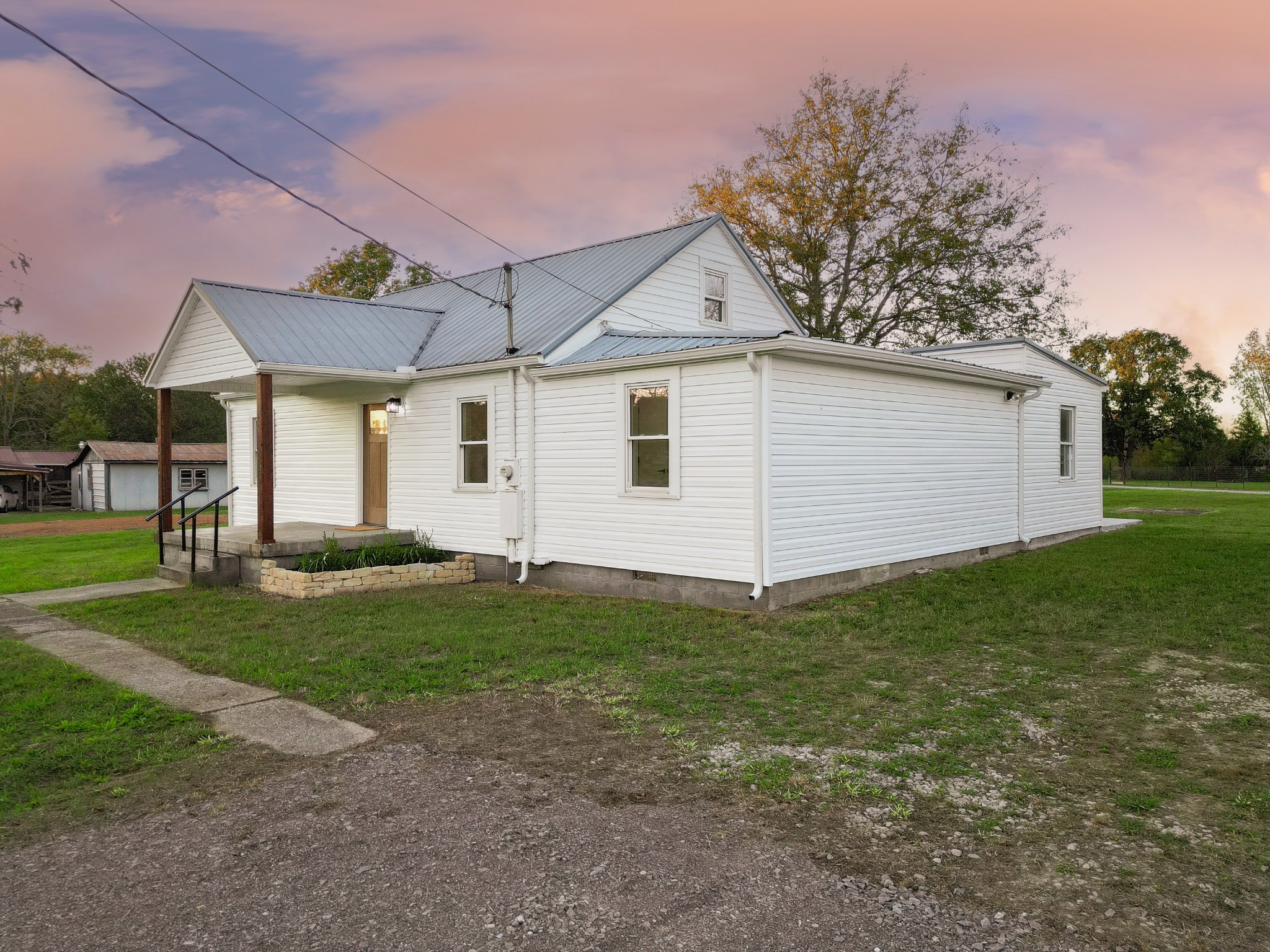 3006 Sims Road Shelbyville, TN 37160 - Photo 4 of 66 Gallery Image 4