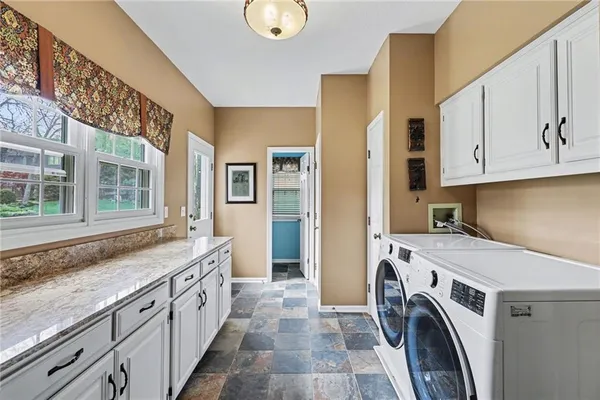 $920,000 | 13804 Eby Street, Overland Park, KS 66221