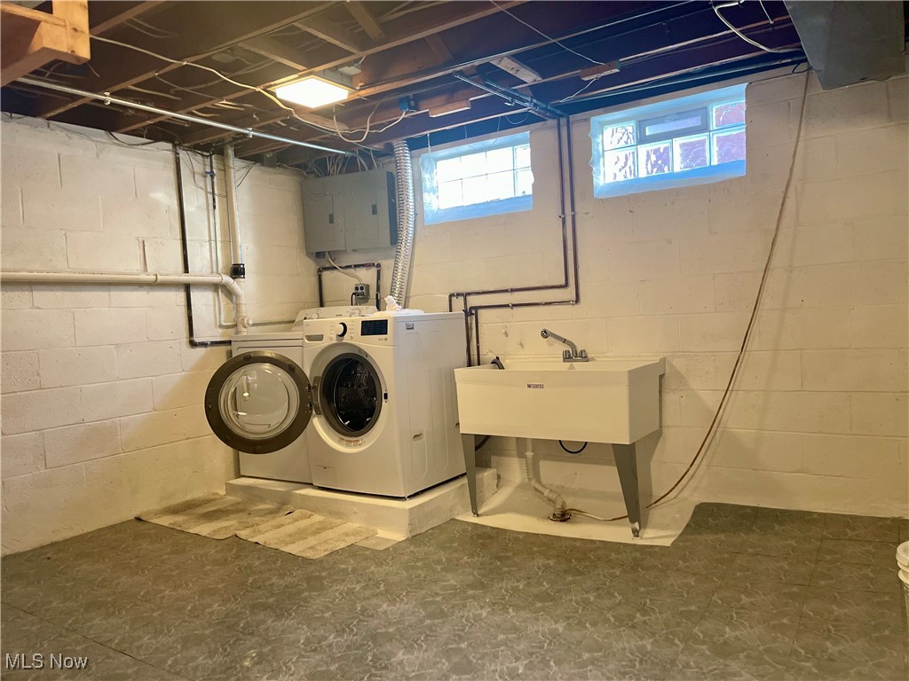 835 Pendley Road Willowick, OH 44095 - Photo 24 of 27 Laundry area