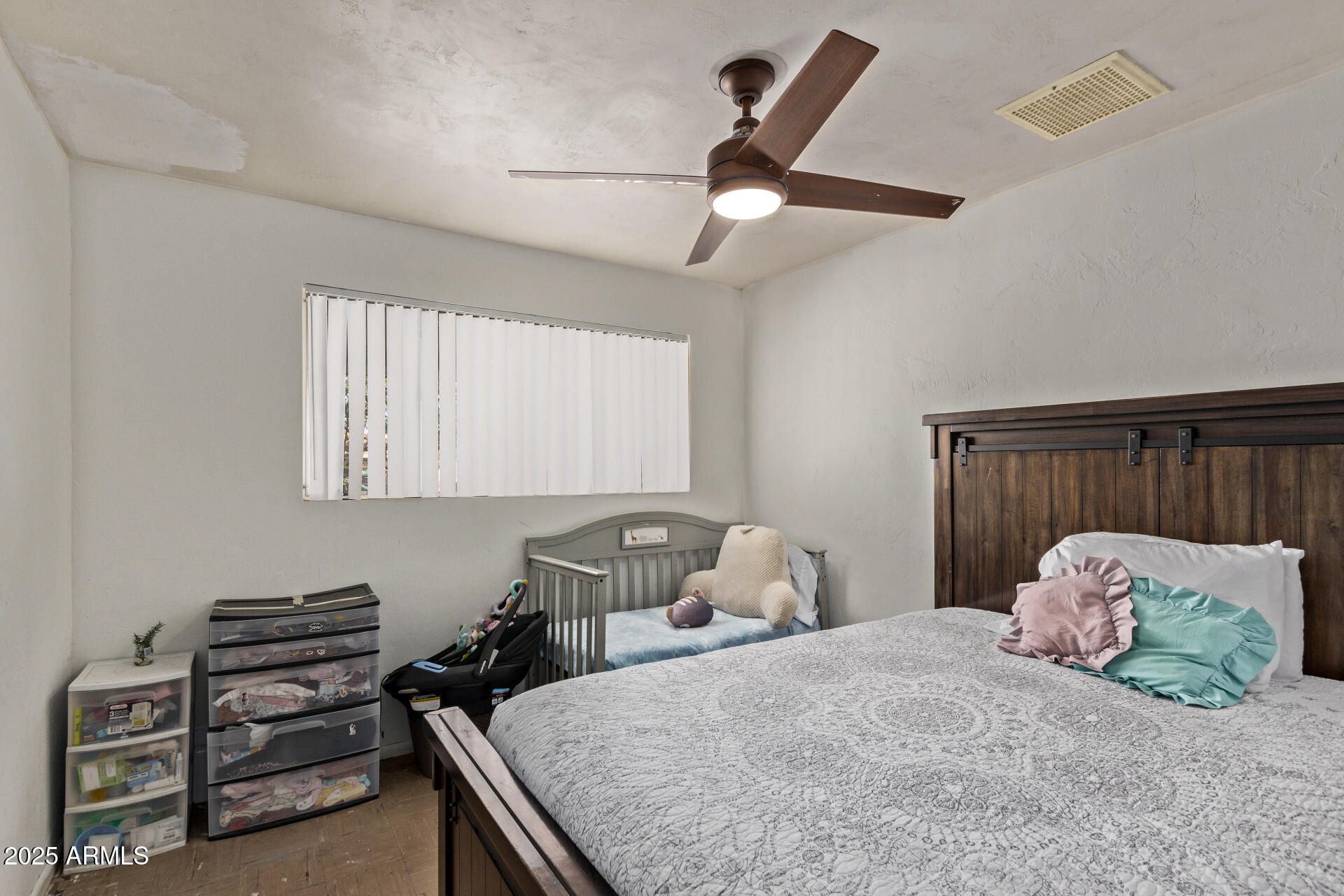 5802 North 38th Drive Phoenix, AZ 85019 - Photo 14 of 30 12 38th