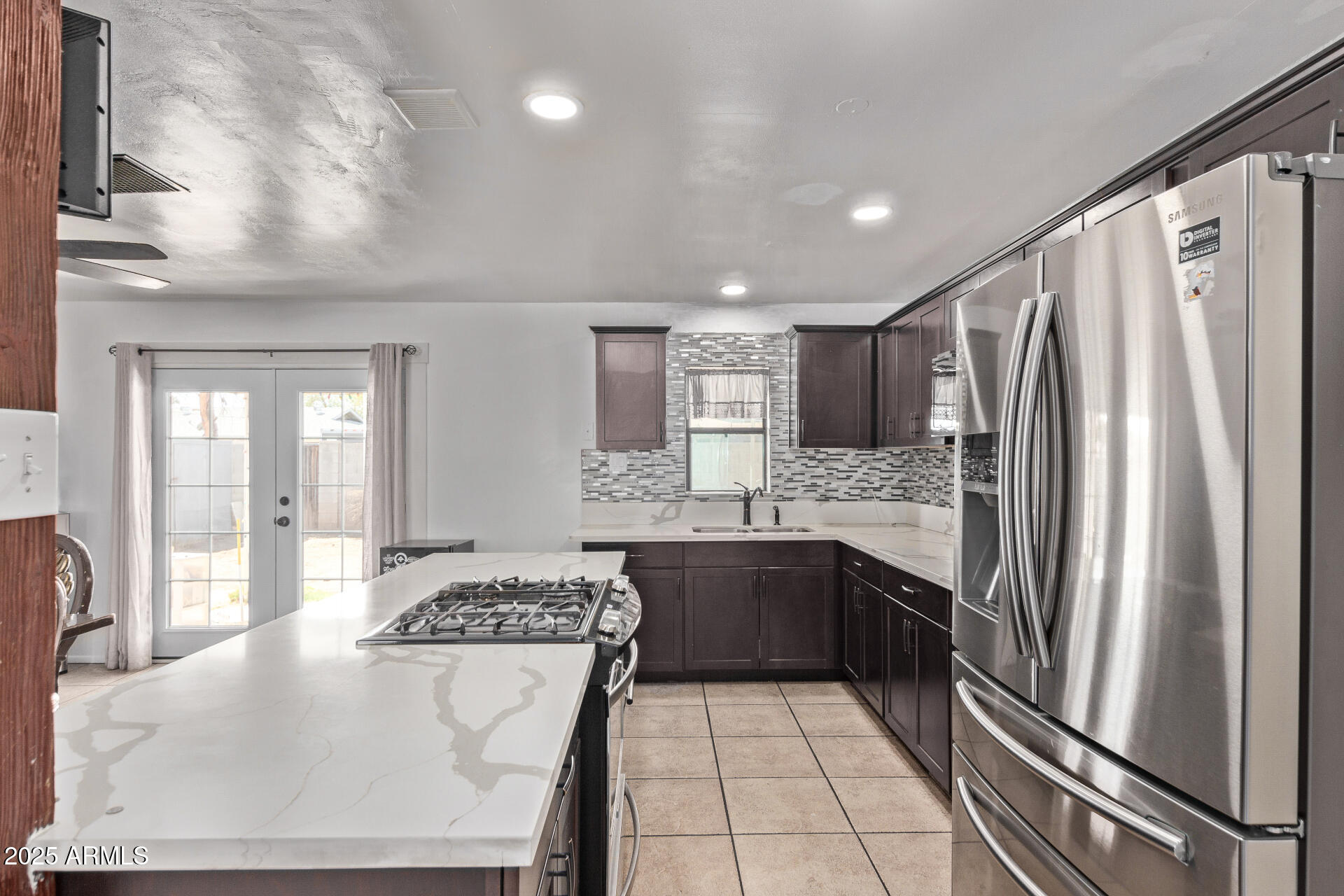 5802 North 38th Drive Phoenix, AZ 85019 - Photo 10 of 30 08 38th