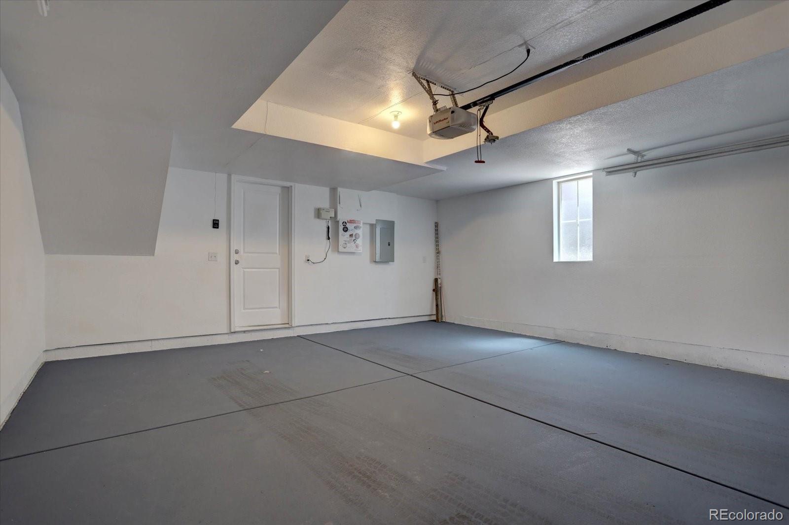 9520 Halstead Lane Lone Tree, CO 80124 - Photo 24 of 25 a view of an empty room with a window