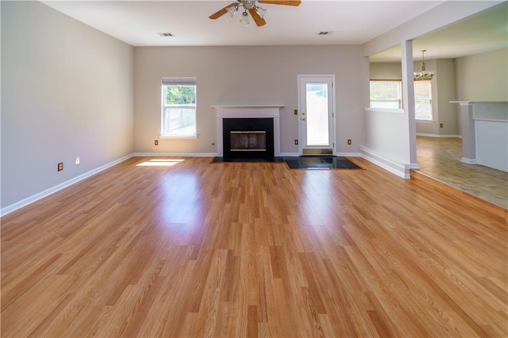 435 Rockbass Road Suwanee, GA 30024 - Photo 8 of 39