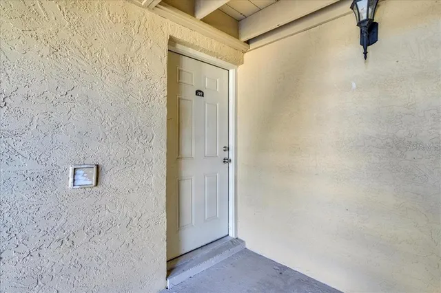 $167,900 | 209 Red Cedar Place, Unit 209, Brandon, FL 33510