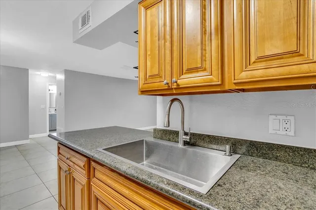 $167,900 | 209 Red Cedar Place, Unit 209, Brandon, FL 33510