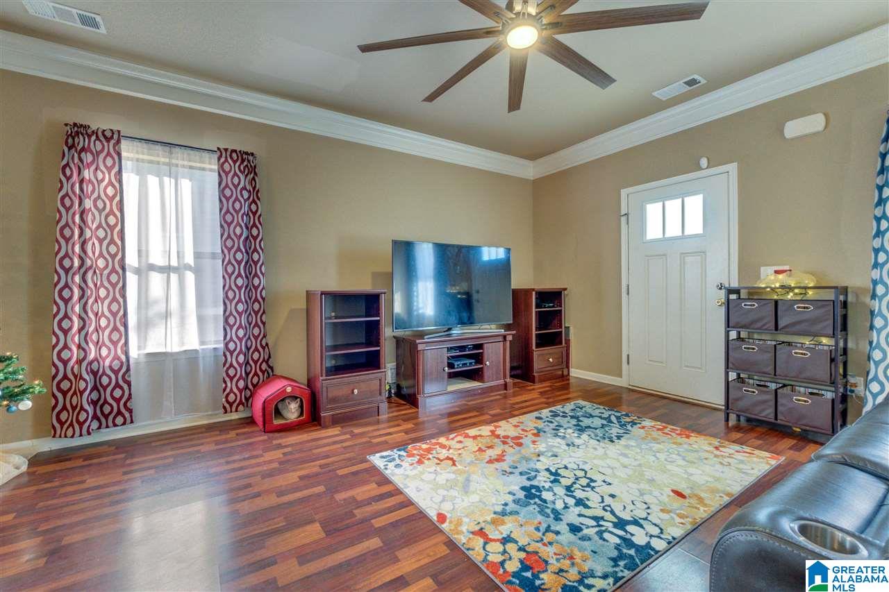 407 Enclave Drive Calera, AL 35040 - Photo 12 of 42