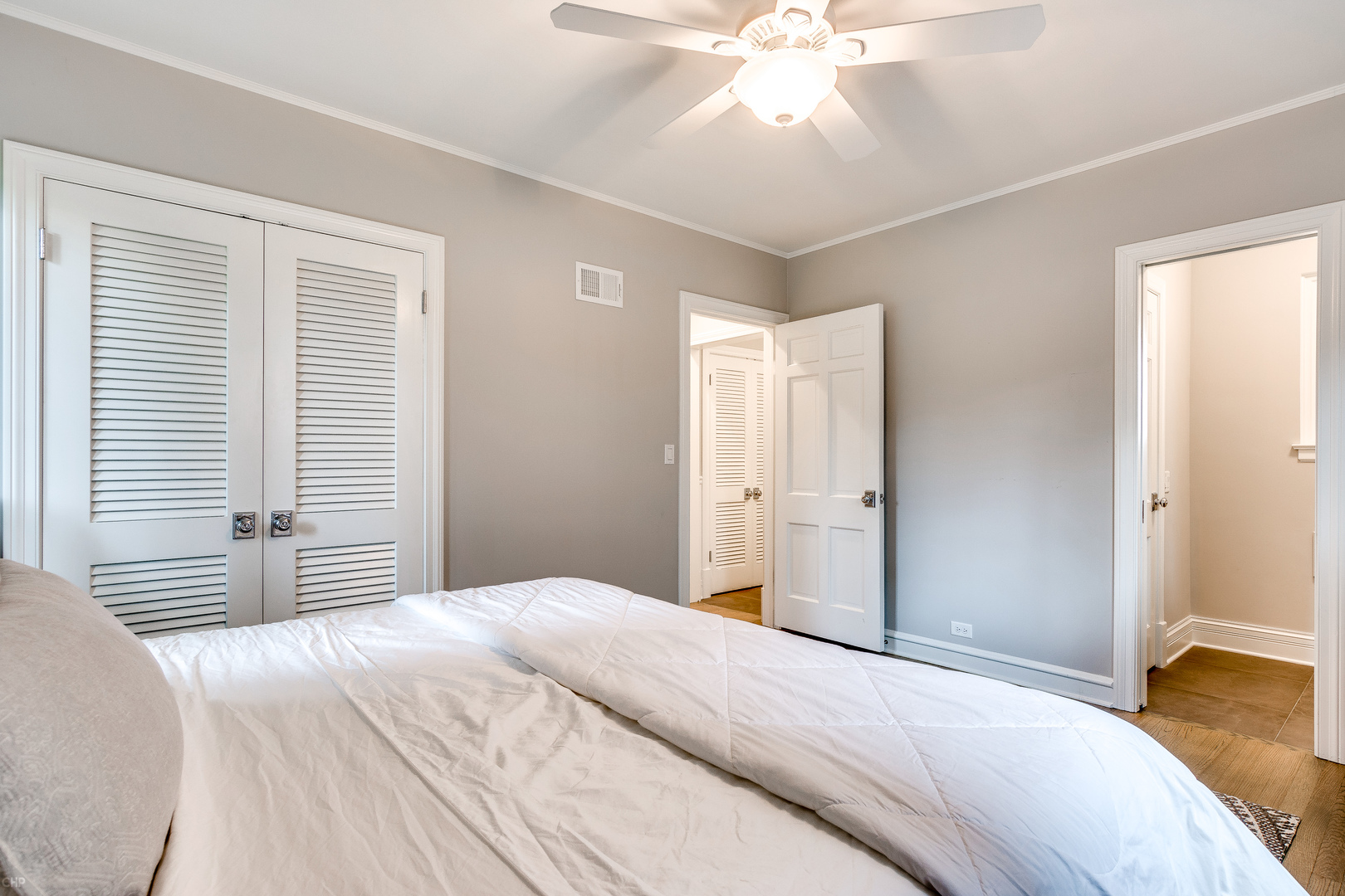 924 Austin Avenue Park Ridge, IL 60068 - Photo 11 of 31 Gallery Image 11