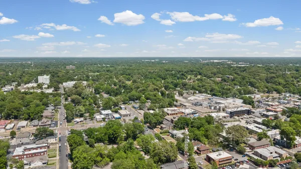 $1,650,000 | 1961-1970 Rembert Place, Unit 1961 1962 1963 1964 1967 1969 1970, Memphis, TN 38104