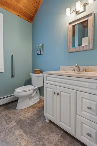 $570,000 | 1 Cherry Road, North Hampton, NH 03862