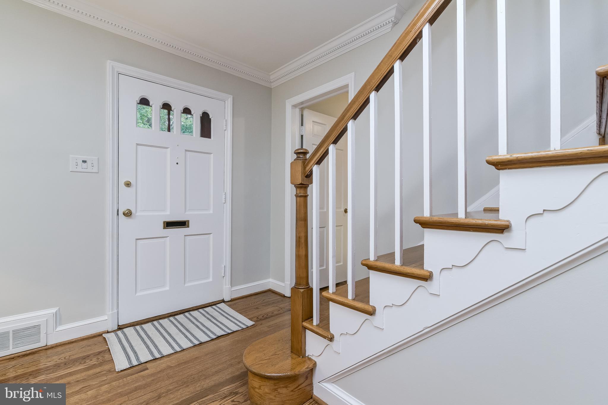 5911 Gloster Road Bethesda, MD 20816 - Photo 23 of 79 Foyer.