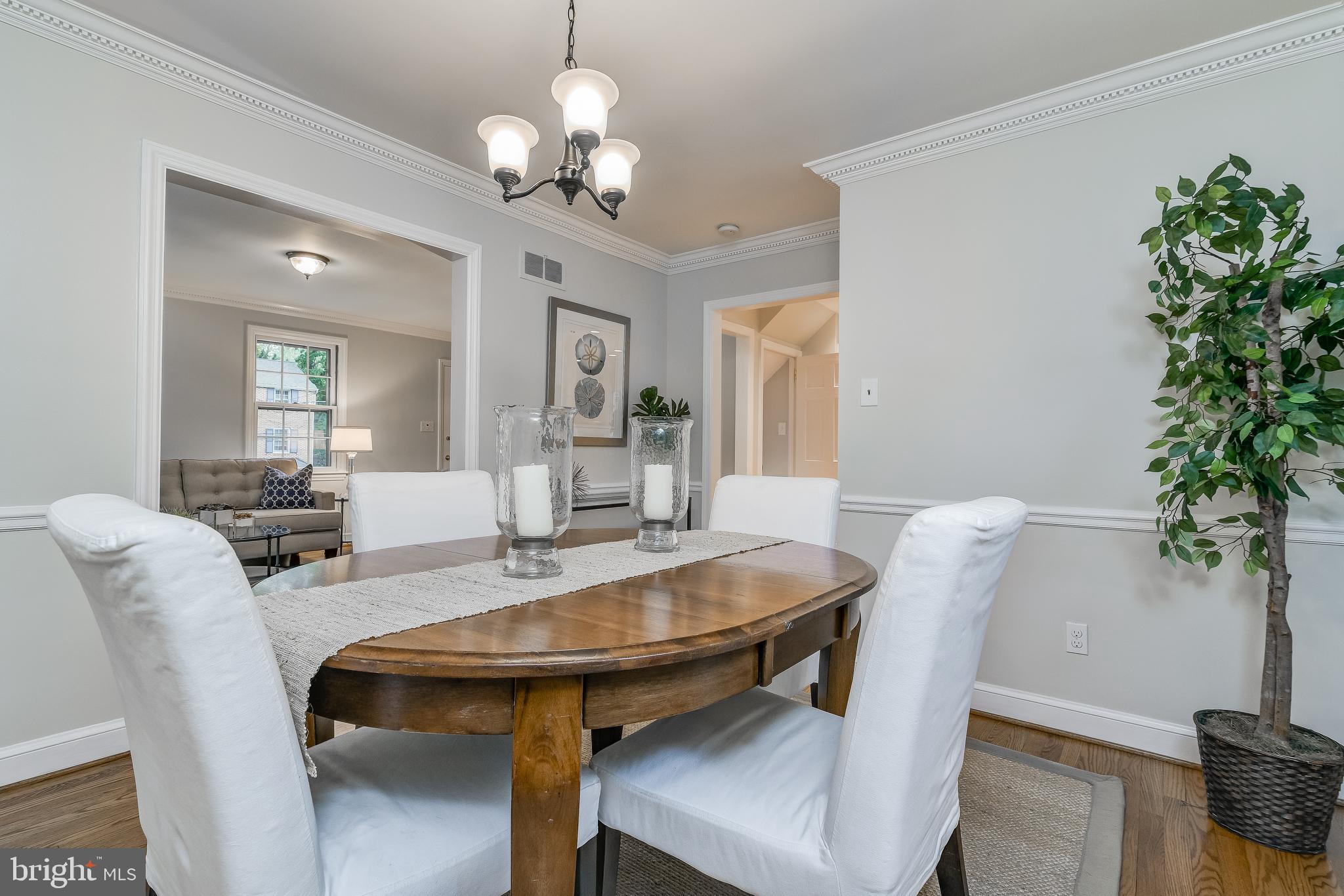 5911 Gloster Road Bethesda, MD 20816 - Photo 32 of 79 Dining Room with new lighting.