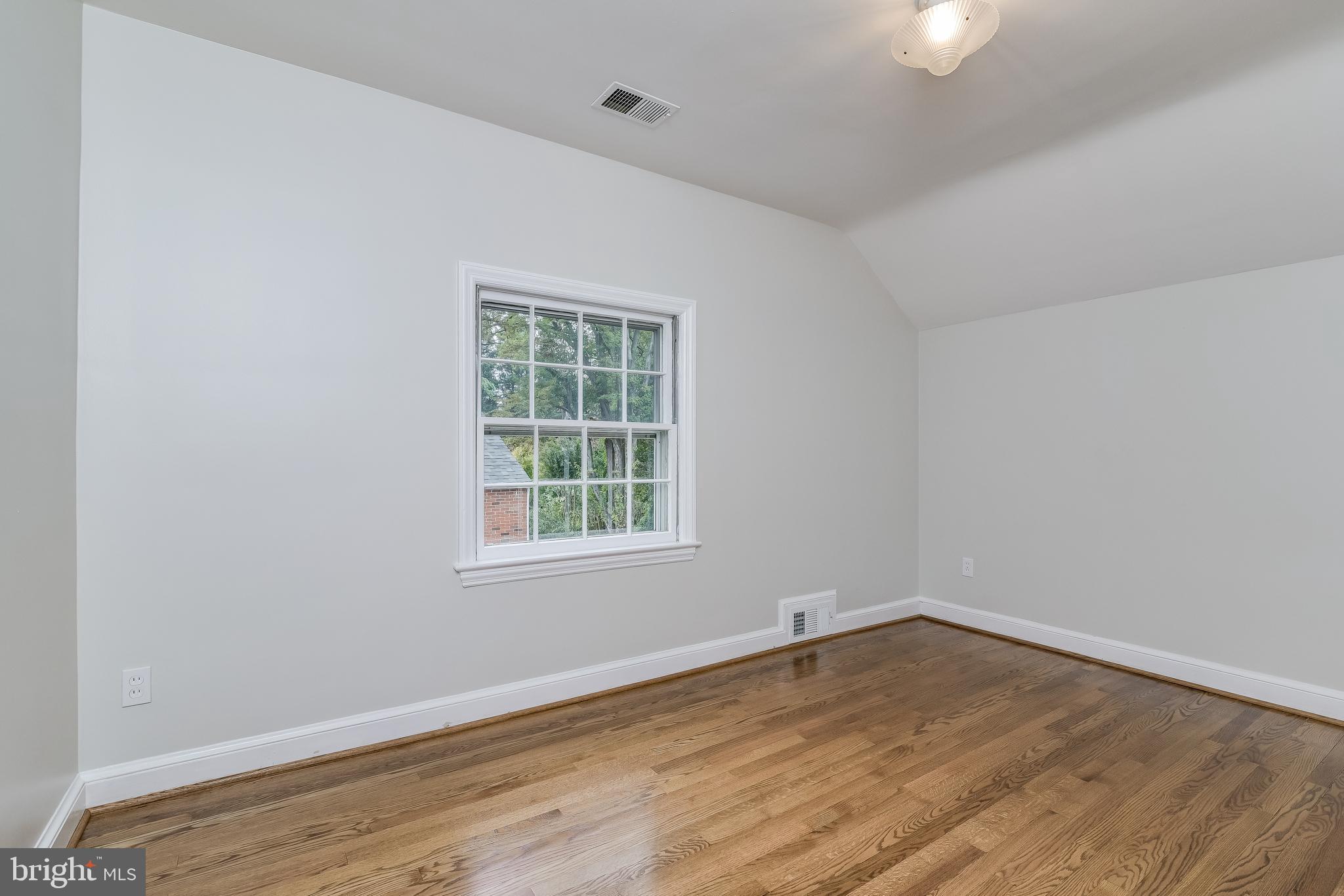 5911 Gloster Road Bethesda, MD 20816 - Photo 54 of 79 Bedroom #3.