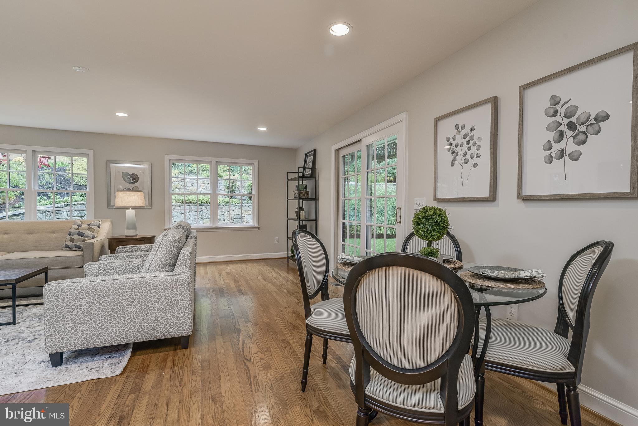 5911 Gloster Road Bethesda, MD 20816 - Photo 10 of 79 Table space area just off Kitchen.