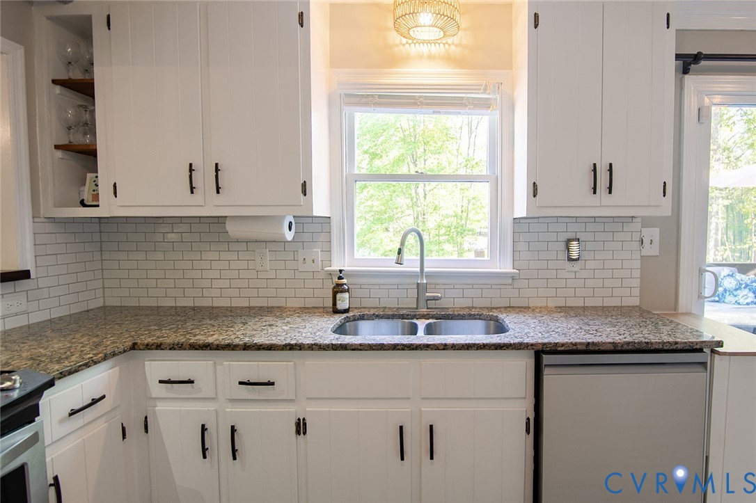 13606 Paigewood Road Midlothian, VA 23114 - Photo 19 of 73