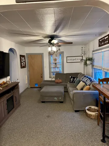 $269,999 | 456 East 400 South, Valparaiso, IN 46383