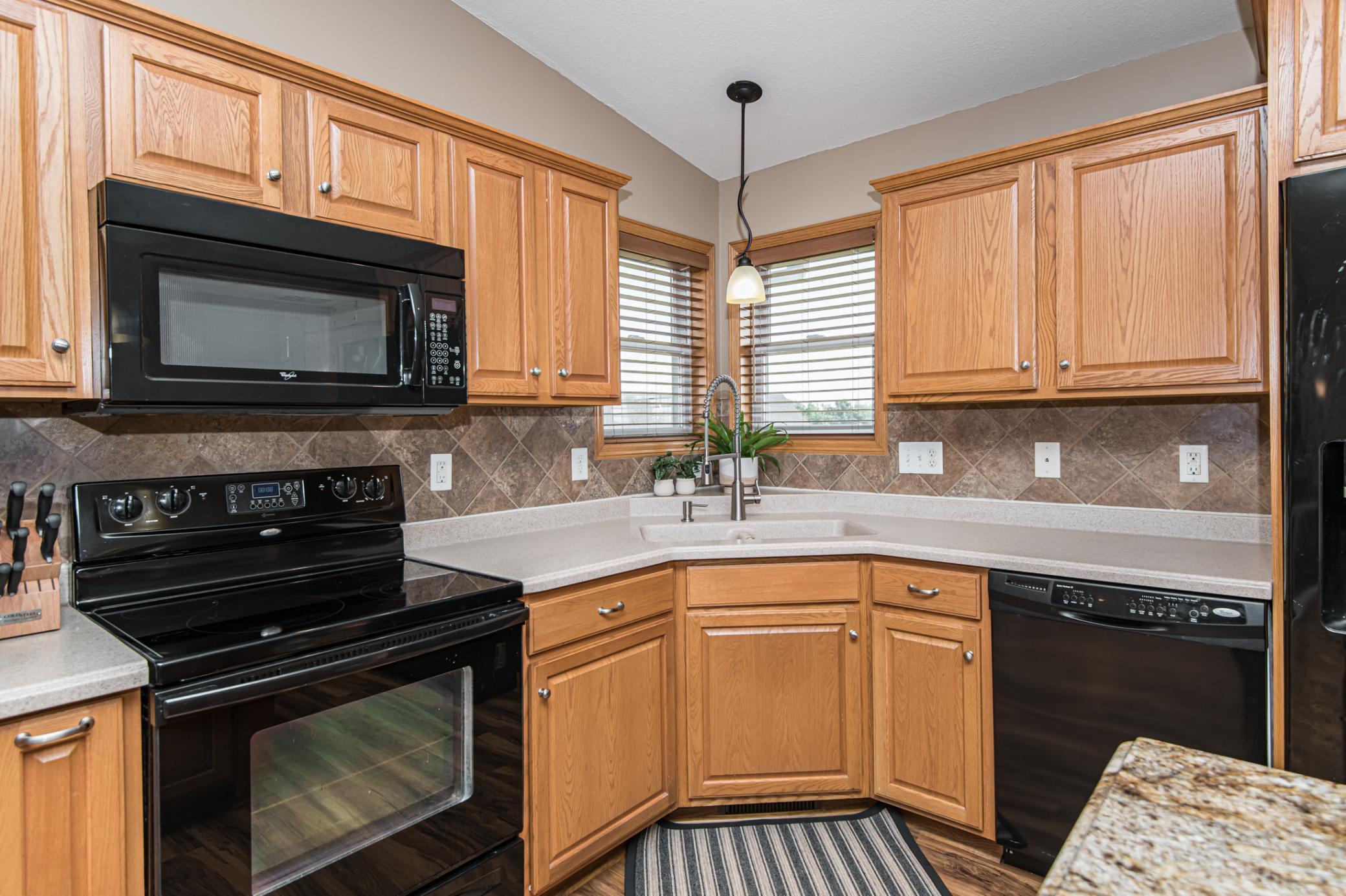 3134 Tamarack Lane Southeast Rochester, MN 55904 - Photo 17 of 44 Gallery Image 17
