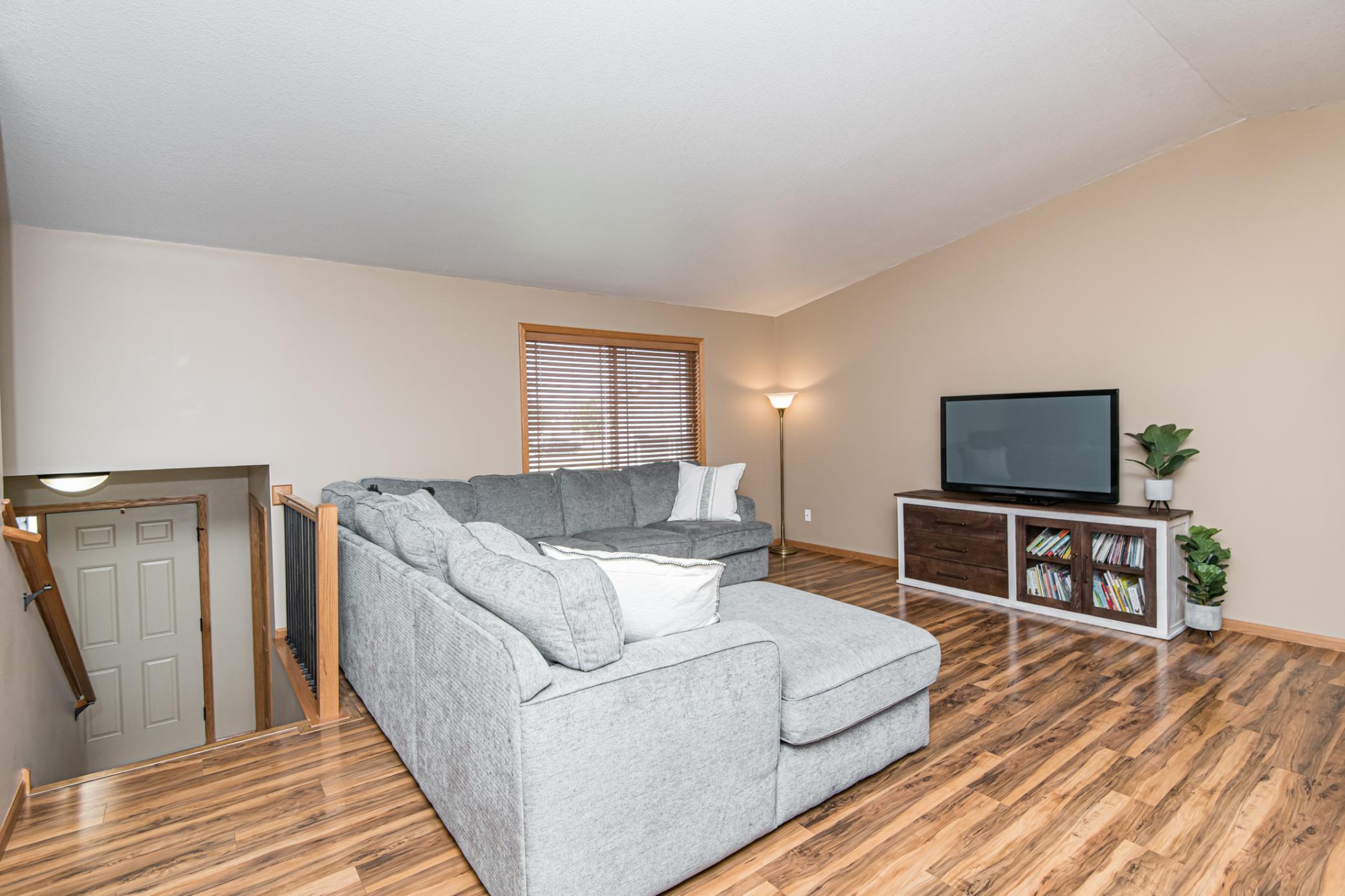 3134 Tamarack Lane Southeast Rochester, MN 55904 - Photo 10 of 44 Gallery Image 10