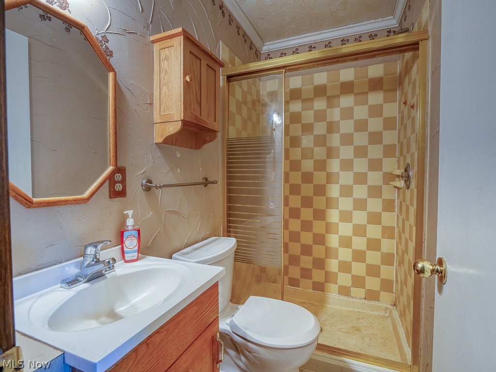 16264 Drake Road Strongsville, OH 44136 - Photo 6 of 18 Gallery Image 6