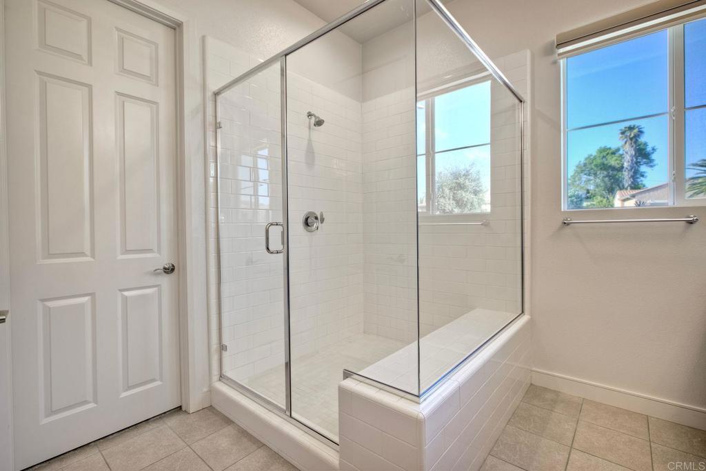 1122 Palomar Circle Escondido, CA 92027 - Photo 20 of 47