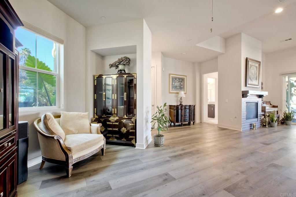 1122 Palomar Circle Escondido, CA 92027 - Photo 9 of 47