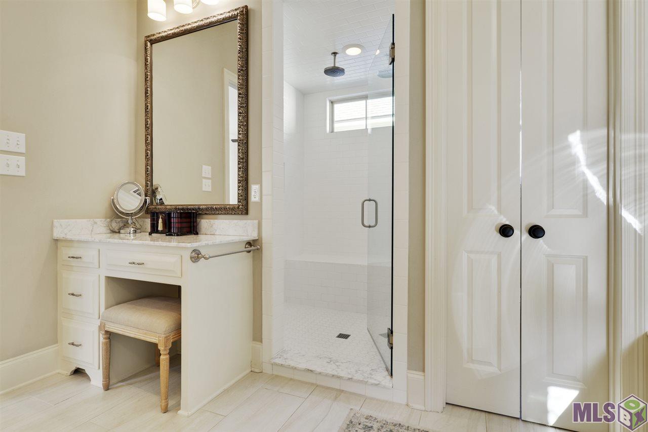 1962 Sugar Cane Baton Rouge, LA 70810 - Photo 11 of 19 Master Bathroom Vanity