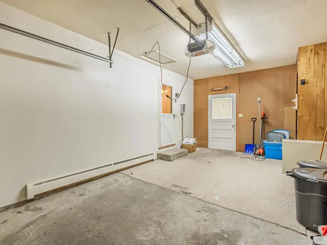 $185,000 | 6418 Maywood Circle, Fort Wayne, IN 46819