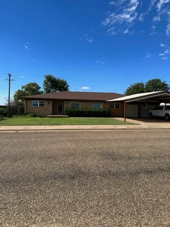 $320,000 | 1305 South Pecos Drive, Brownfield, TX 79316