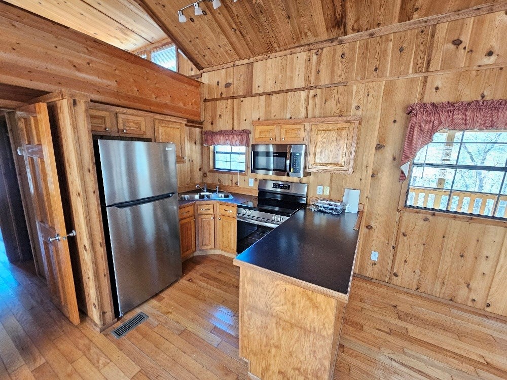 1217 Clito Road Fries, VA 24330 - Photo 8 of 27 Gallery Image 8