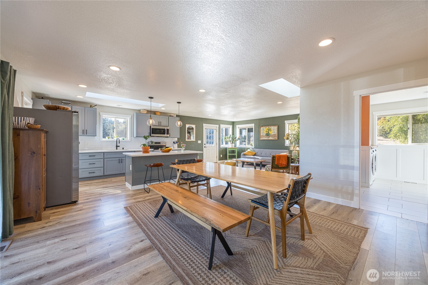 1485 Deer Park Road Port Angeles, WA 98362 - Photo 7 of 39 Gallery Image 7