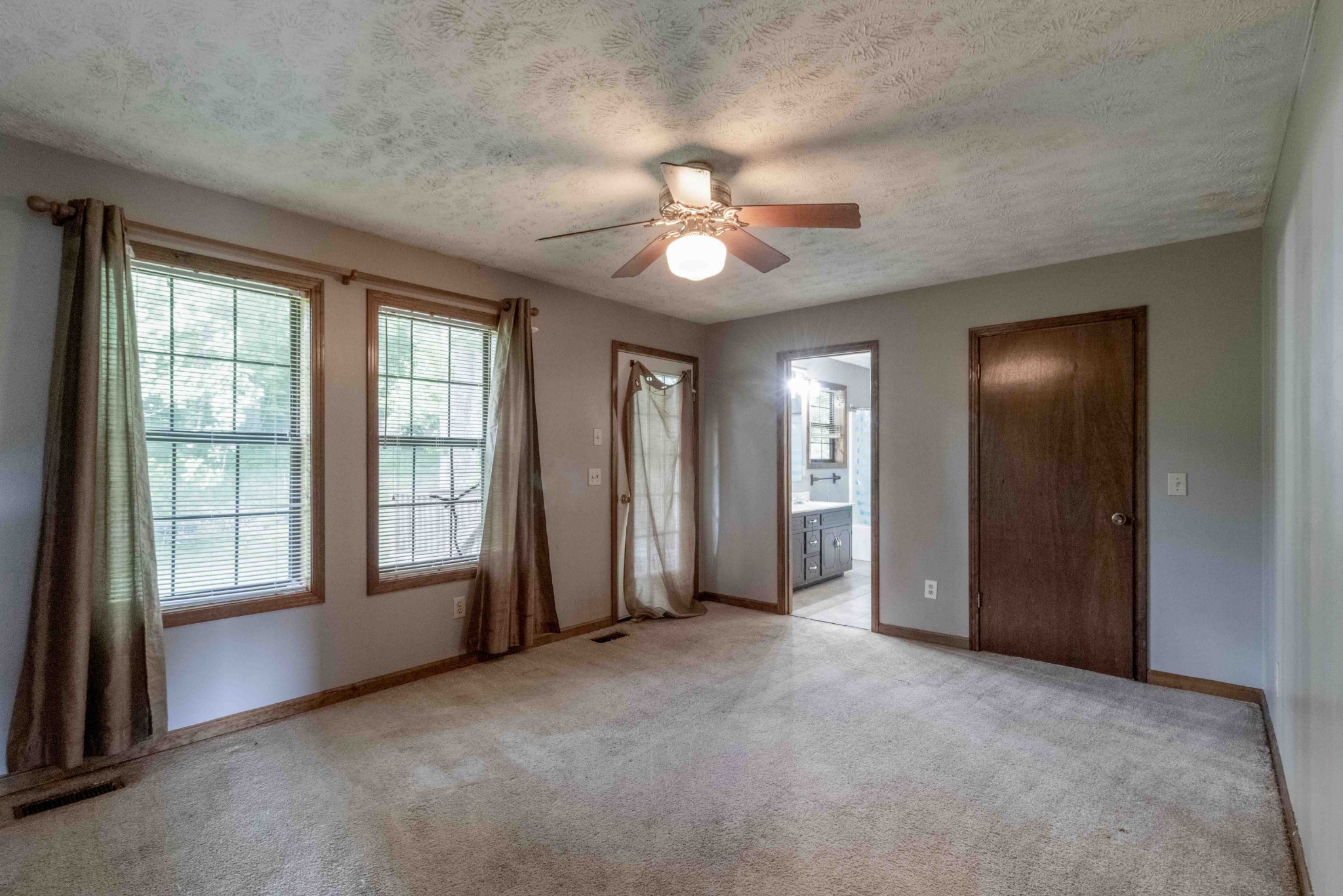 2425 Outlaw Road Woodlawn, TN 37191 - Photo 10 of 25 Gallery Image 10