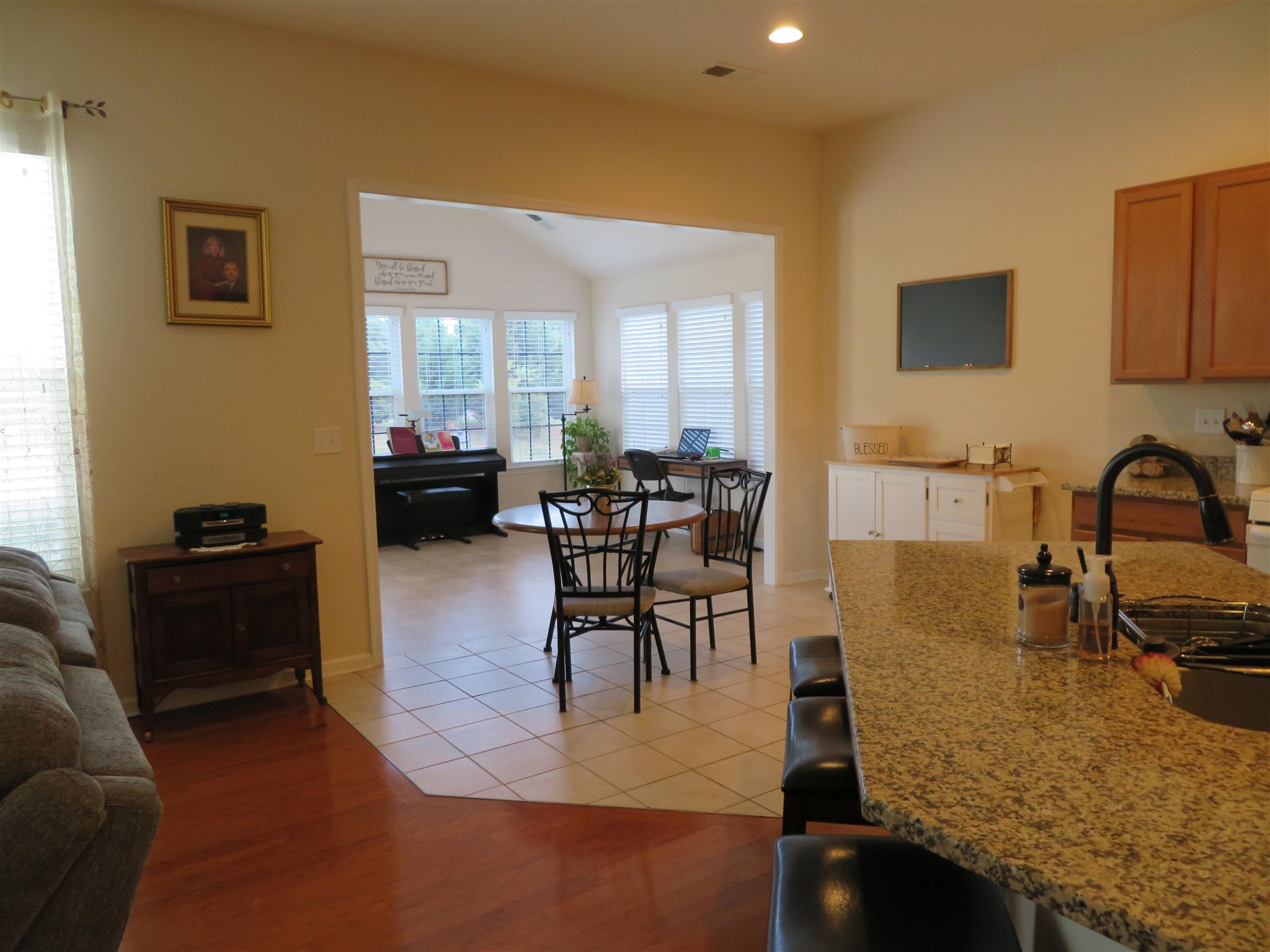 596 Shoreline Boulevard Boiling Springs, SC 29316 - Photo 17 of 35 Gallery Image 17