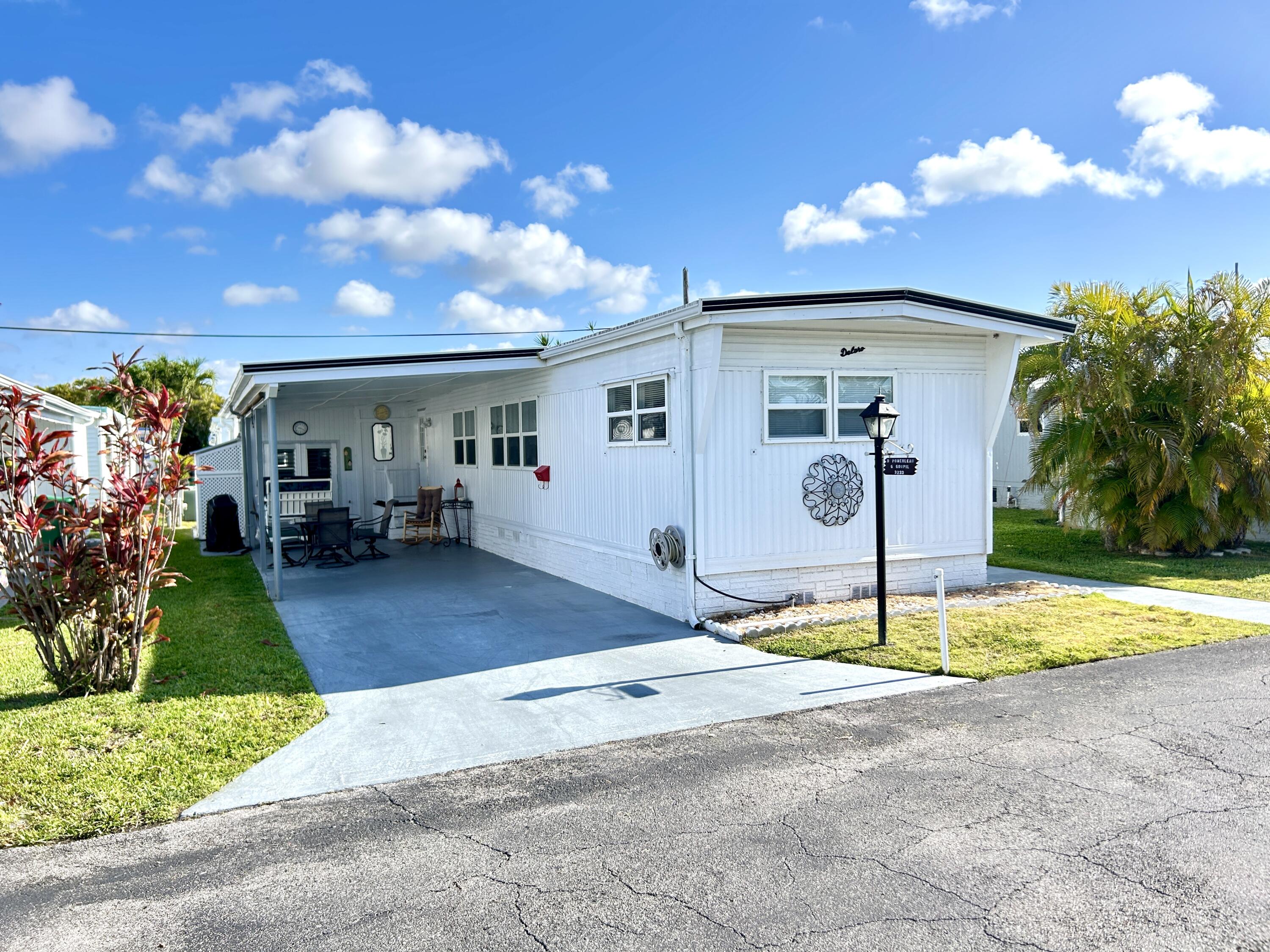 3233 State Street Hollywood, FL 33021 - Photo 2 of 30 IMG_3159
