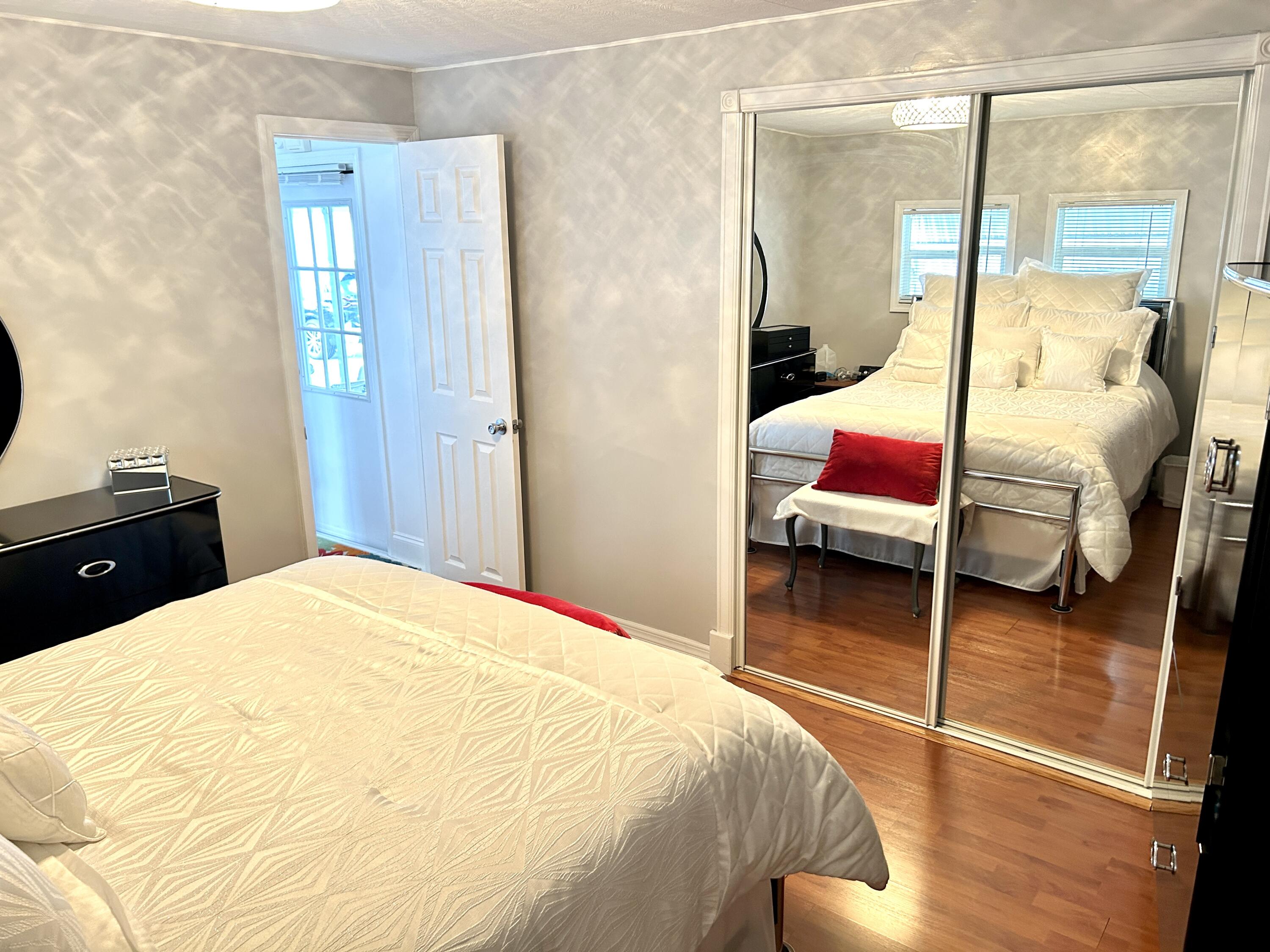 3233 State Street Hollywood, FL 33021 - Photo 28 of 30 IMG_3188