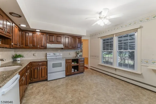 $399,900 | 4 Plaza Place, Phillipsburg, NJ 08865