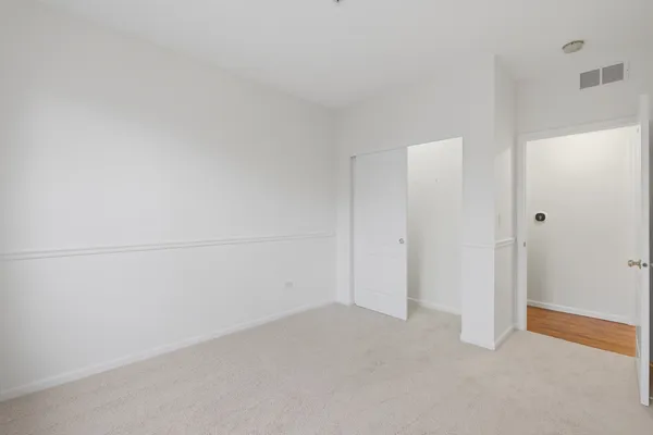 $249,900 | 1313 Brookdale Drive, Carpentersville, IL 60110