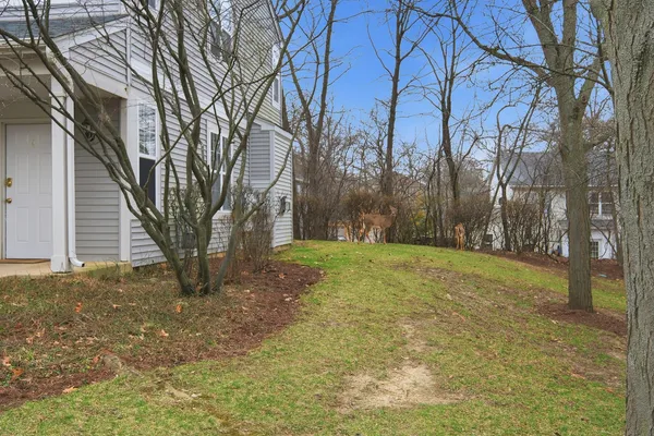 $249,900 | 1313 Brookdale Drive, Carpentersville, IL 60110