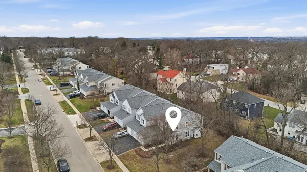 $249,900 | 1313 Brookdale Drive, Carpentersville, IL 60110