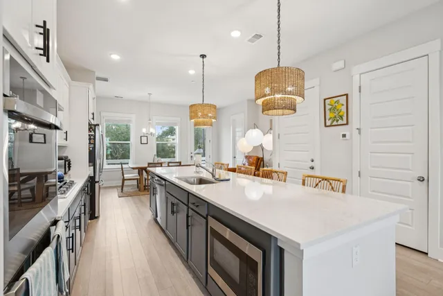 $1,175,000 | 2133 Tides End Road, Charleston, SC 29412