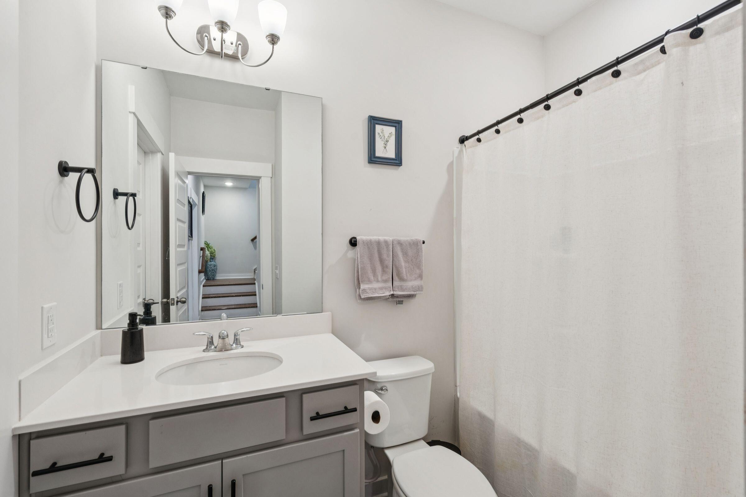 2133 Tides End Road Charleston, SC 29412 - Photo 44 of 79 44_2133TidesEndRd-KeenEyeMarketing-045