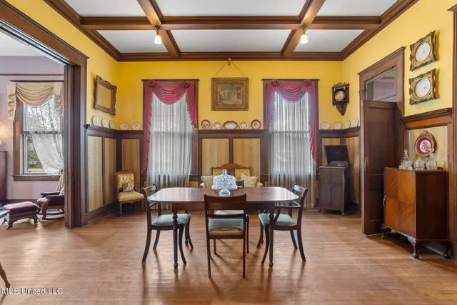 $365,000 | 208 West Georgetown Street, Crystal Springs, MS 39059