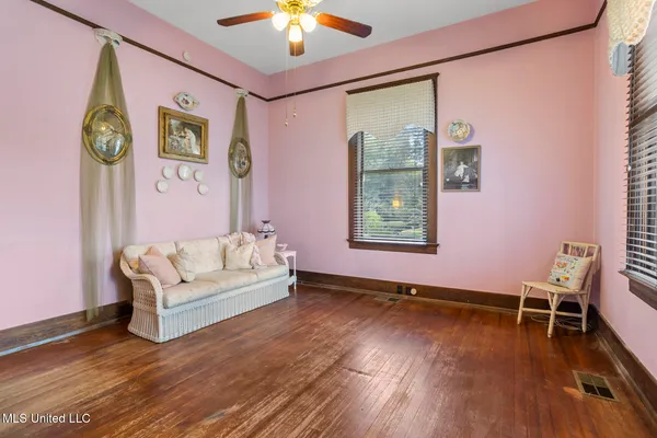 $300,000 | 208 West Georgetown Street, Crystal Springs, MS 39059