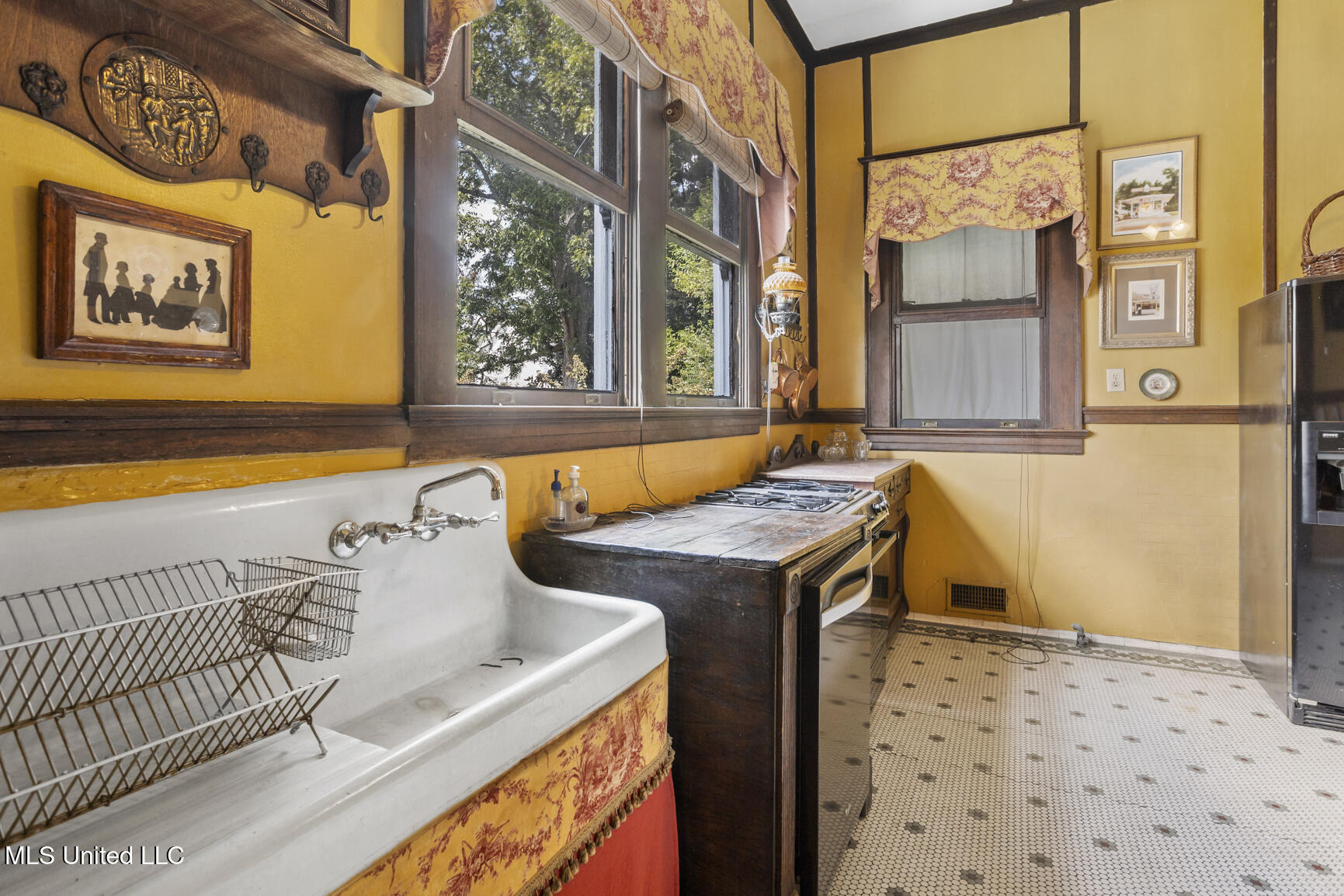 208 West Georgetown Street Crystal Springs, MS 39059 - Photo 33 of 56 208 W Georgetown St-35