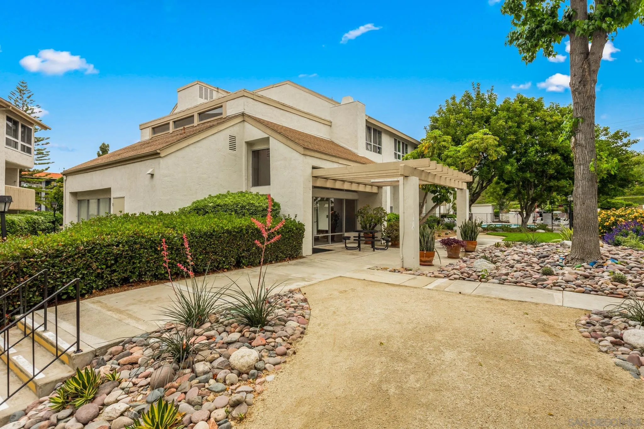 6275 Rancho Mission Road, Unit 303 San Diego, CA 92108 - Photo 14 of 22 Gallery Image 14
