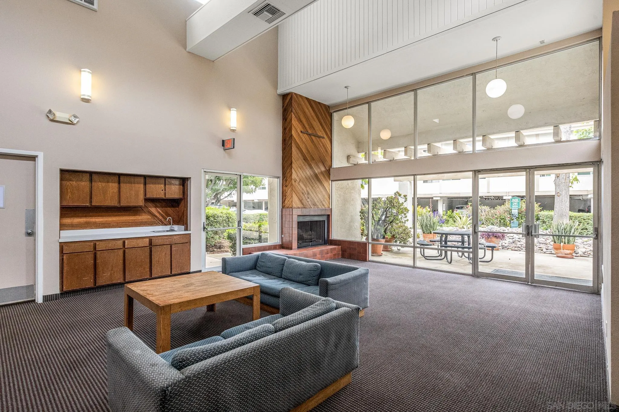6275 Rancho Mission Road, Unit 303 San Diego, CA 92108 - Photo 16 of 22 Gallery Image 16