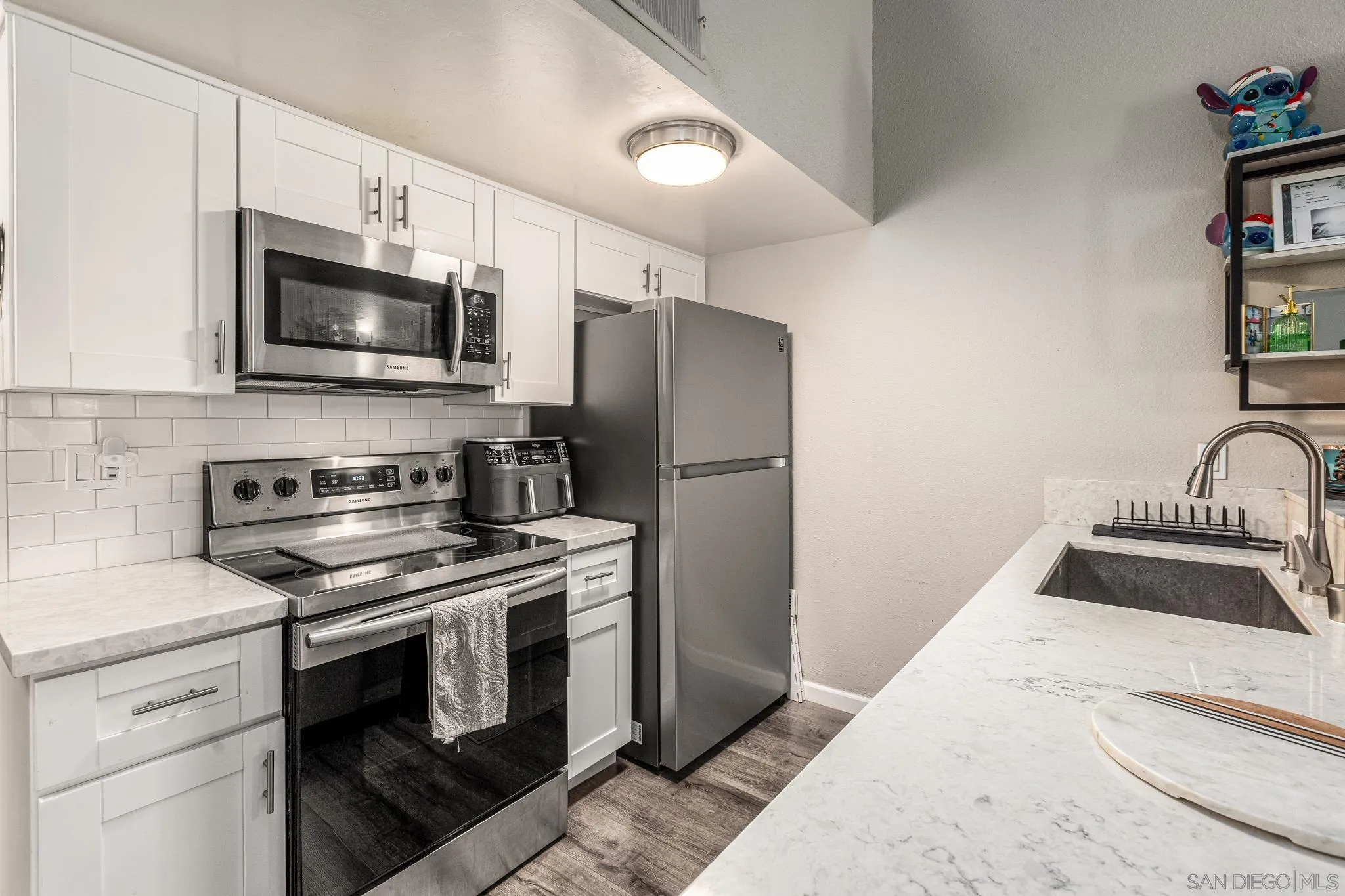 6275 Rancho Mission Road, Unit 303 San Diego, CA 92108 - Photo 4 of 22 Gallery Image 4