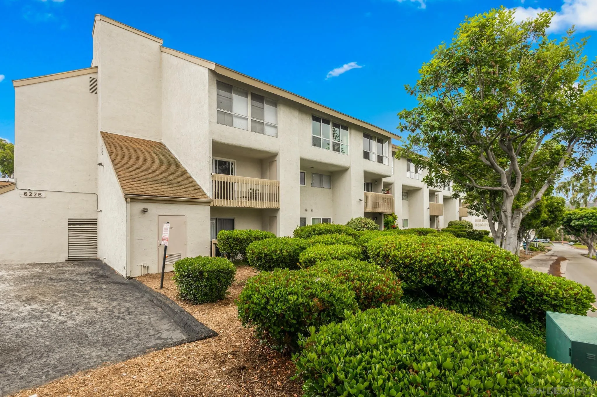 6275 Rancho Mission Road, Unit 303 San Diego, CA 92108 - Photo 10 of 22 Gallery Image 10