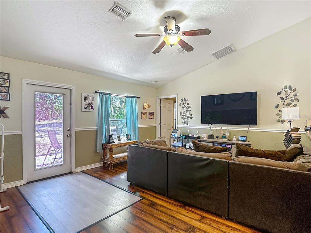 13337 Tubeck Street Spring Hill, FL 34609 - Photo 16 of 47 Gallery Image 16